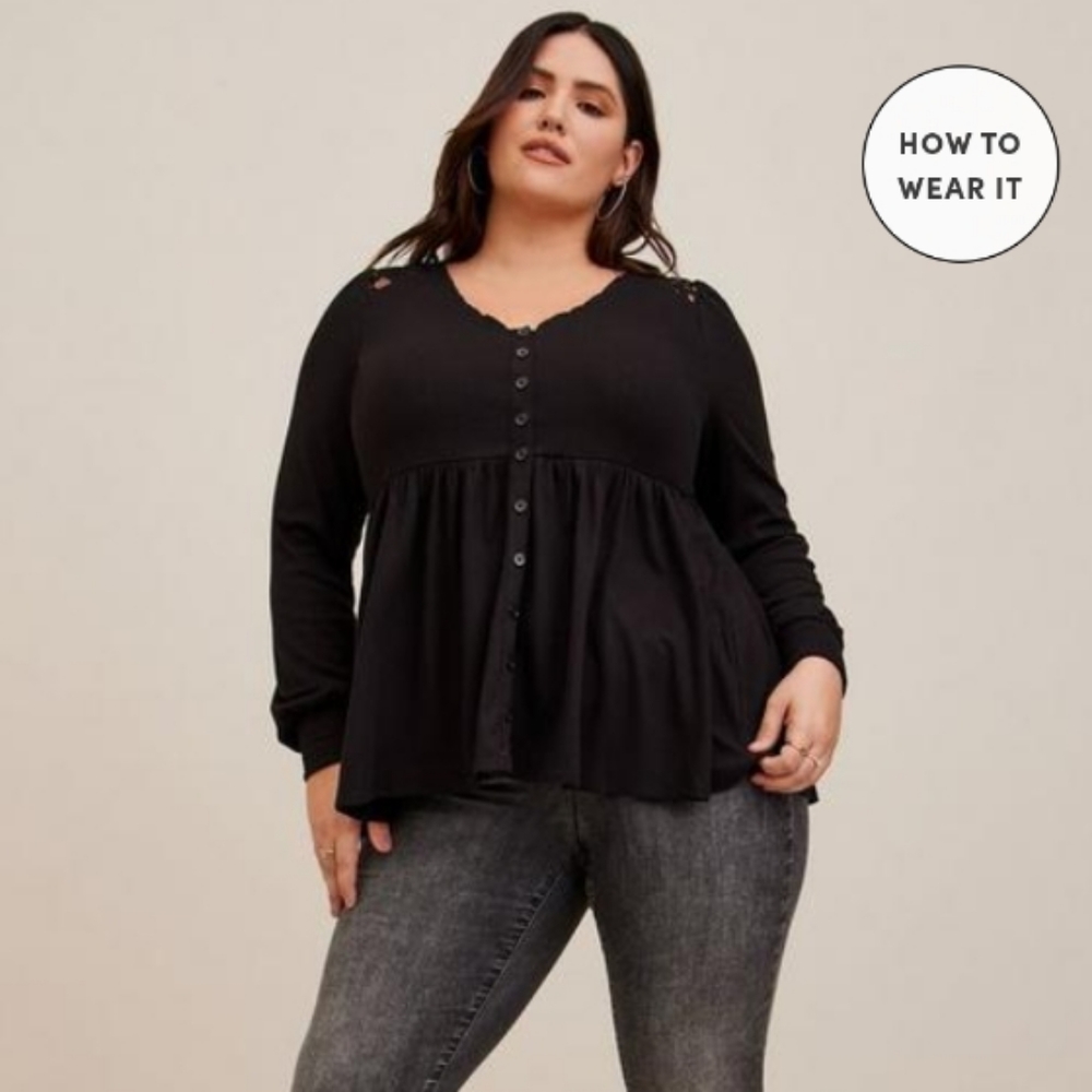 Torrid Babydoll Knit V-Neck Button-Front Lace Inset Peasant Sleeve Top/ 00(M/10)